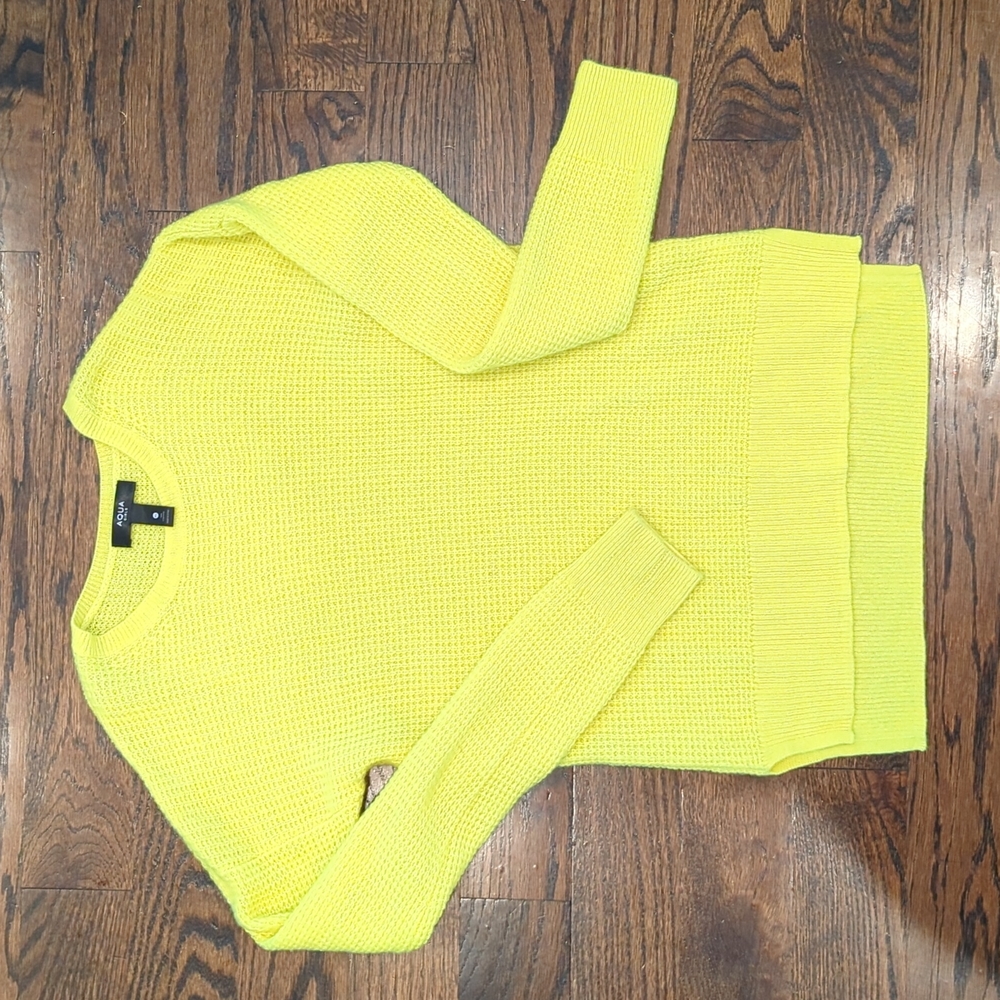 Aqua Girls Cashmere Bright Yellow Sweater size XL